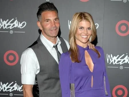 Mossimo Giannulli and his wife Lori Loughlin 1